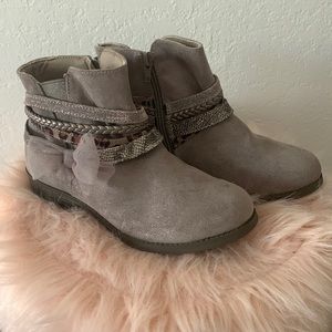 Olive & Edie Bow and Sparkle Booties.